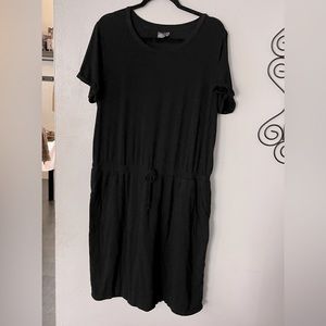 32 degrees dress with pockets